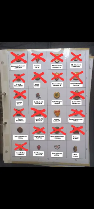 Lotes de Pines de Equipos de Fútbol