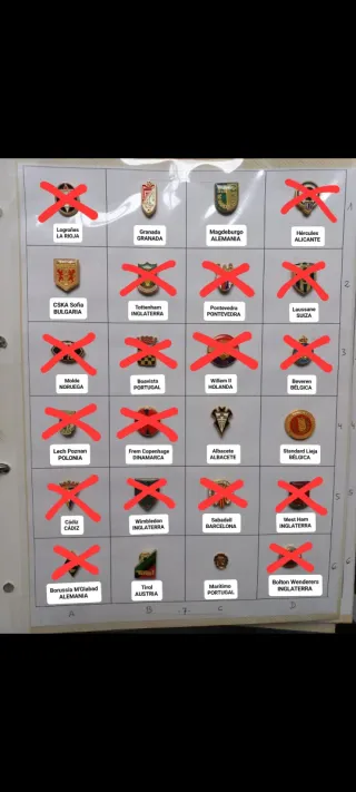 Lotes de Pines de Equipos de Fútbol