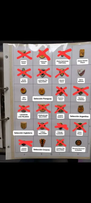Lotes de Pines de Equipos de Fútbol
