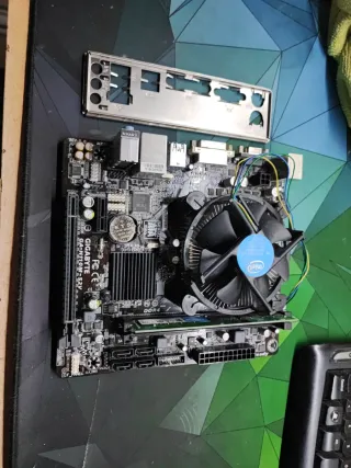 Placa Base Gigabyte GA-H110M-S2V