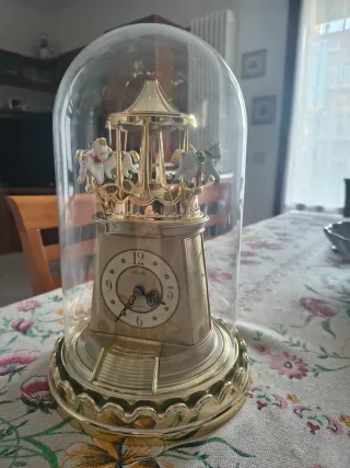 Orologio carillon cavalli dorato