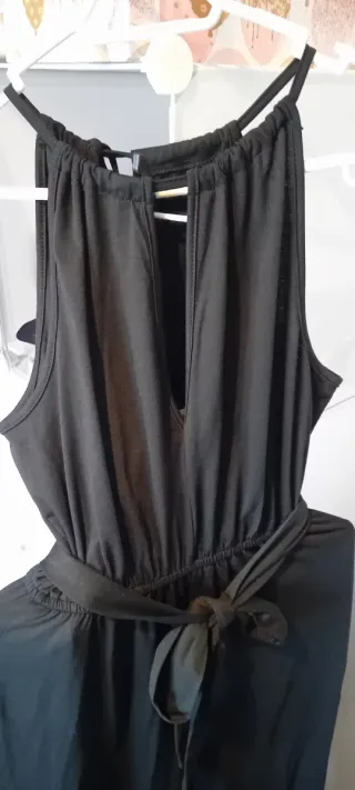 Macacão preto com cinto