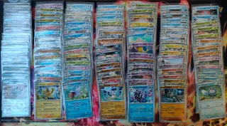 Lotto Carte Pokemon Holo Reverse di 151 Italiano