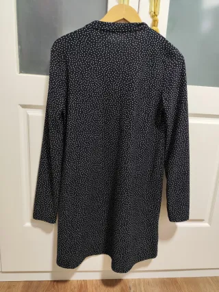 Vestido Mango negro lunares blancos manga larga