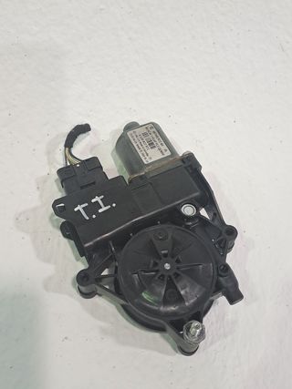 MOTOR ELEVALUNAS TRASERO IZQUIERDO PEUGEOT 208 (P2)
