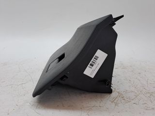 GUANTERA TOYOTA YARIS (6)