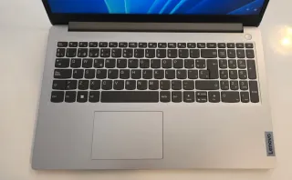 Portátil Lenovo IdeaPad 1 15ADA7 8GB RAM