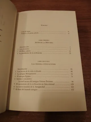 Historia Universal en dos tomos