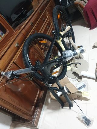 Bicicleta SCALE
