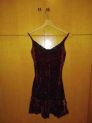 Vestido Nochevieja o fiestas, terciopelo granate