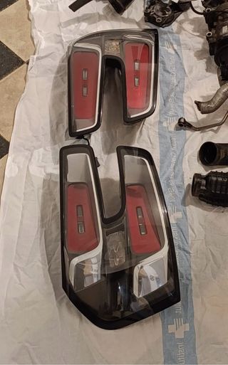 Pilotos traseros citroen Picasso c4