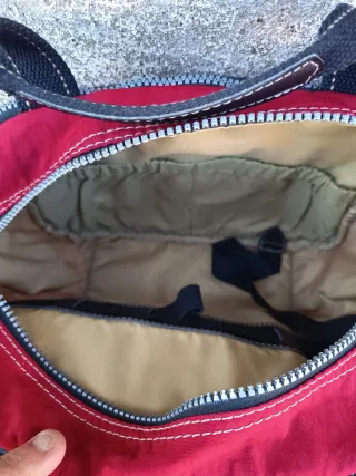 Borsa Kipling rossa e nera