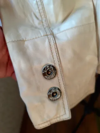 Genuina Chaqueta piel beige Saga Ibáñez