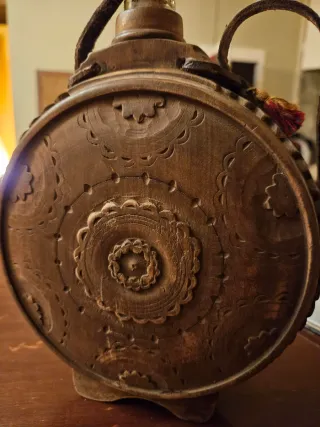 Collezione di legno intagliato