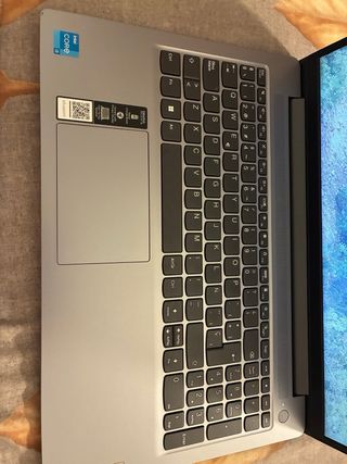 Portátil Lenovo Gris Plata