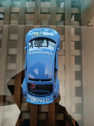 Coche de escala 1/18 Volkswagen Beetle de burago