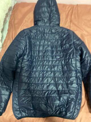 Chaqueta EA7 Emporio Armani Azul y Dorada