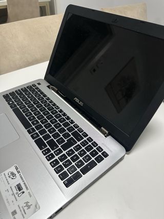 Portátil ASUS i5 Negro