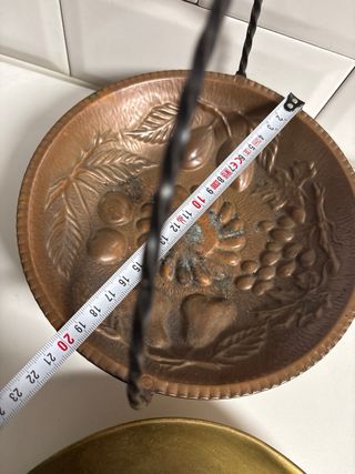 Fruttaio e piatto in rame antico