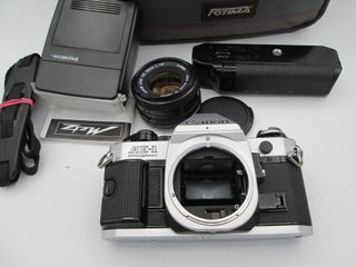 CANON AE-1 PROGRAM IN OTTIME CONDIZIONI+ACCESSORI