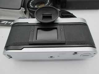 CANON AE-1 PROGRAM IN OTTIME CONDIZIONI+ACCESSORI