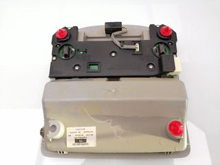 LUZ INTERIOR TOYOTA HILUX (GUN1)