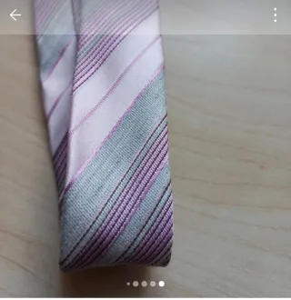 Corbata de rayas rosa y gris, de seda