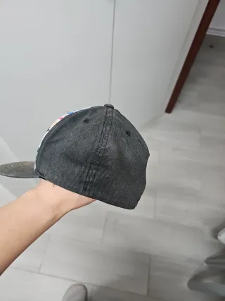 Gorra estilo Snapback multicolor