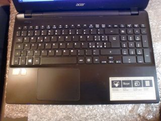 Acer Aspire E15 E5-551G Portatile Usato