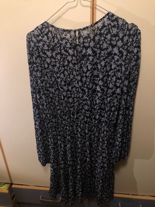 Vestido Mango floral manga larga Talla M