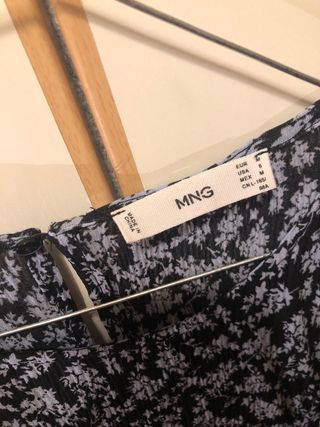 Vestido Mango floral manga larga Talla M