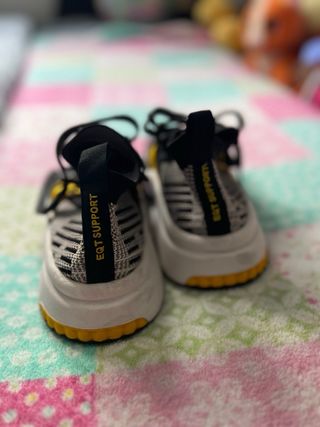 Adidas EQT Support Zapatillas Negras y Amarillas