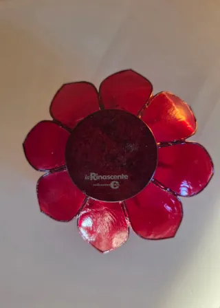 Portacandele a forma di rosa rossa