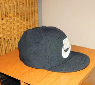 Gorra Nike Negra. Talla unica
