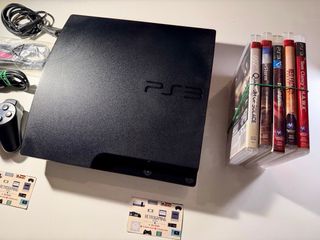 PlayStation 3 Slim 160GB + 5 Giochi