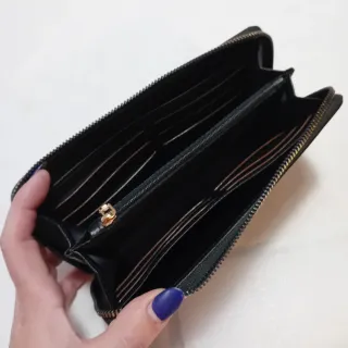 Cartera Morada con Diseño de Gatos