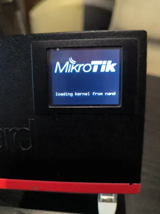 Router, Mikrotik RouterBOARD RB2011UiAS-IN