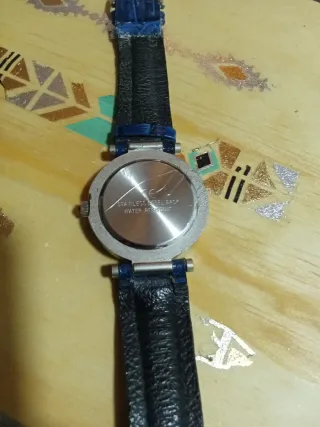 Reloj BIVOUAC Cuarzo Diseño Vintage