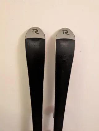 ESQUIS 130 ROSSIGNOL