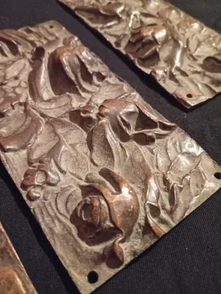 Placche in bronzo