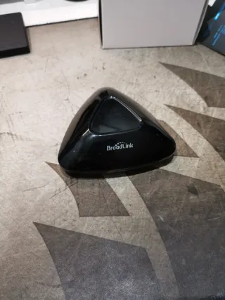 BroadLink RM pro+ Wi-Fi Universal Remote