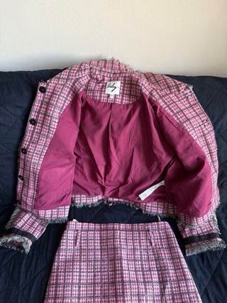 Conjunto Chaqueta y Falda Tweed Rosa