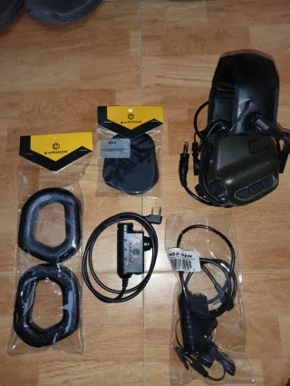 Cascos Earmor con accesorios