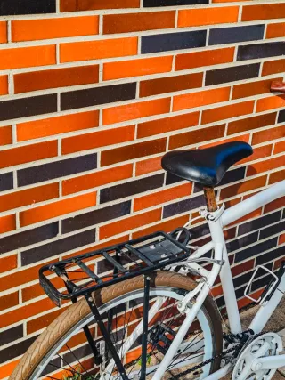 Bicicleta Gravel con manillar dritto