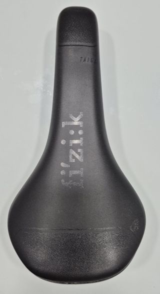 Sillín Fizik Taiga Negro