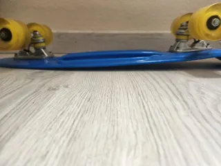 Patinete azul
