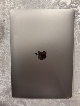 MacBook Air M1 en perfecto estado