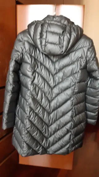 Piumino donna grigio con cappuccio