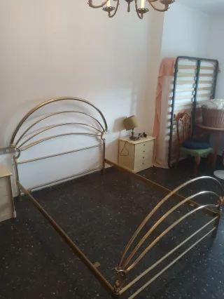 Estructura Cama 140x200desmontada sólo hasta 27.12