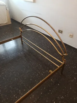 Estructura Cama 140x200desmontada sólo hasta 27.12